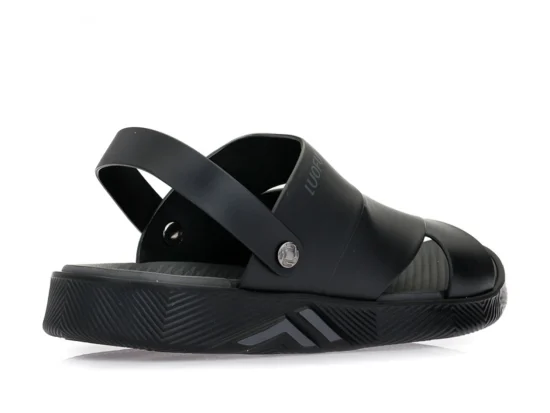 Parex 11831098 black lalashoes.webp1