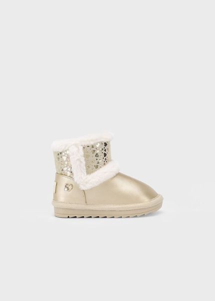 Παιδικά μποτάκια τύπου ugg Mayoral 15-44575-073 Χρυσό χρώμα