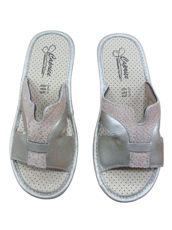 IMG_879100758906935704 IMG_879100758906935704