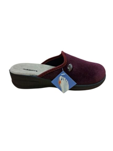 Γυναικεία χειμερινή παντόφλα Adam's Shoes 1-381-26511-29 Μπορντώ χρώμα