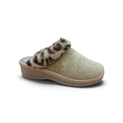 Γυναικεία παντόφλα adam's shoes 754-26544-27 μπεζ χρώμα